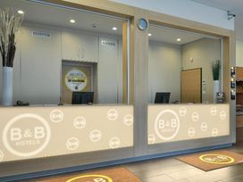 2 Tage Kurzurlaub im B&B Hotel Hamburg-Altona