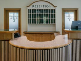 Silvester mit Galadinner & Live-Musik im Burgenland