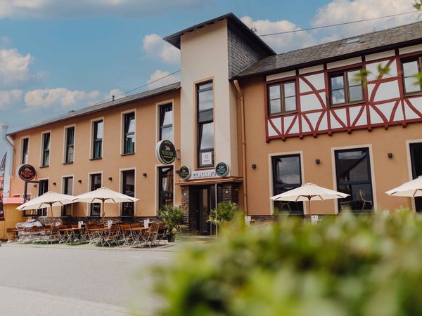 2 Tage Geierlights 2025 in Mörsdorf (Hunsrück), Rheinland-Pfalz inkl. Frühstück
