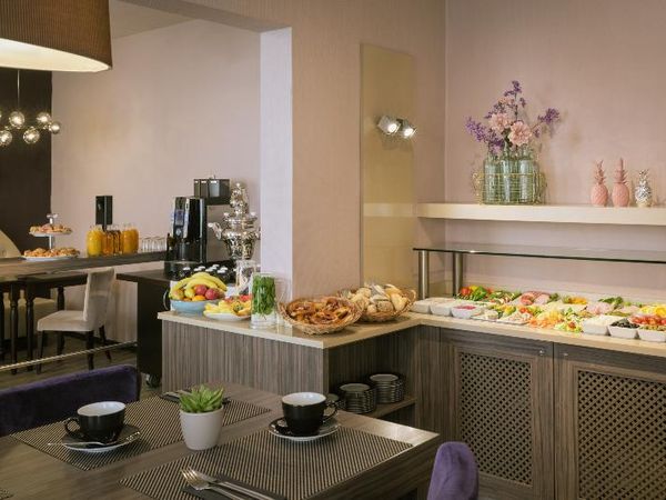 2 Tage im Leonardo Boutique Hotel München Frühstück