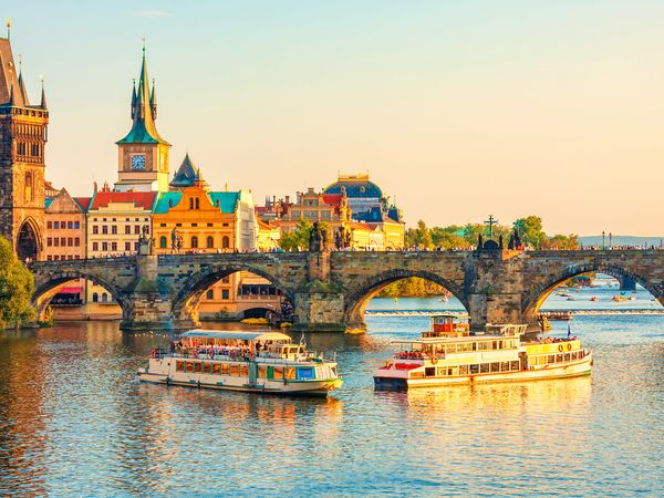 Prag zu Land und zu Wasser – 3 Tage Hotel Expo in Prag (Praha) inkl. Frühstück