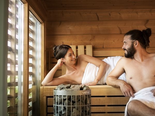 Feen-Glück – Ein zauberhaftes Arrangement! in Bad Emstal Sand Halbpension