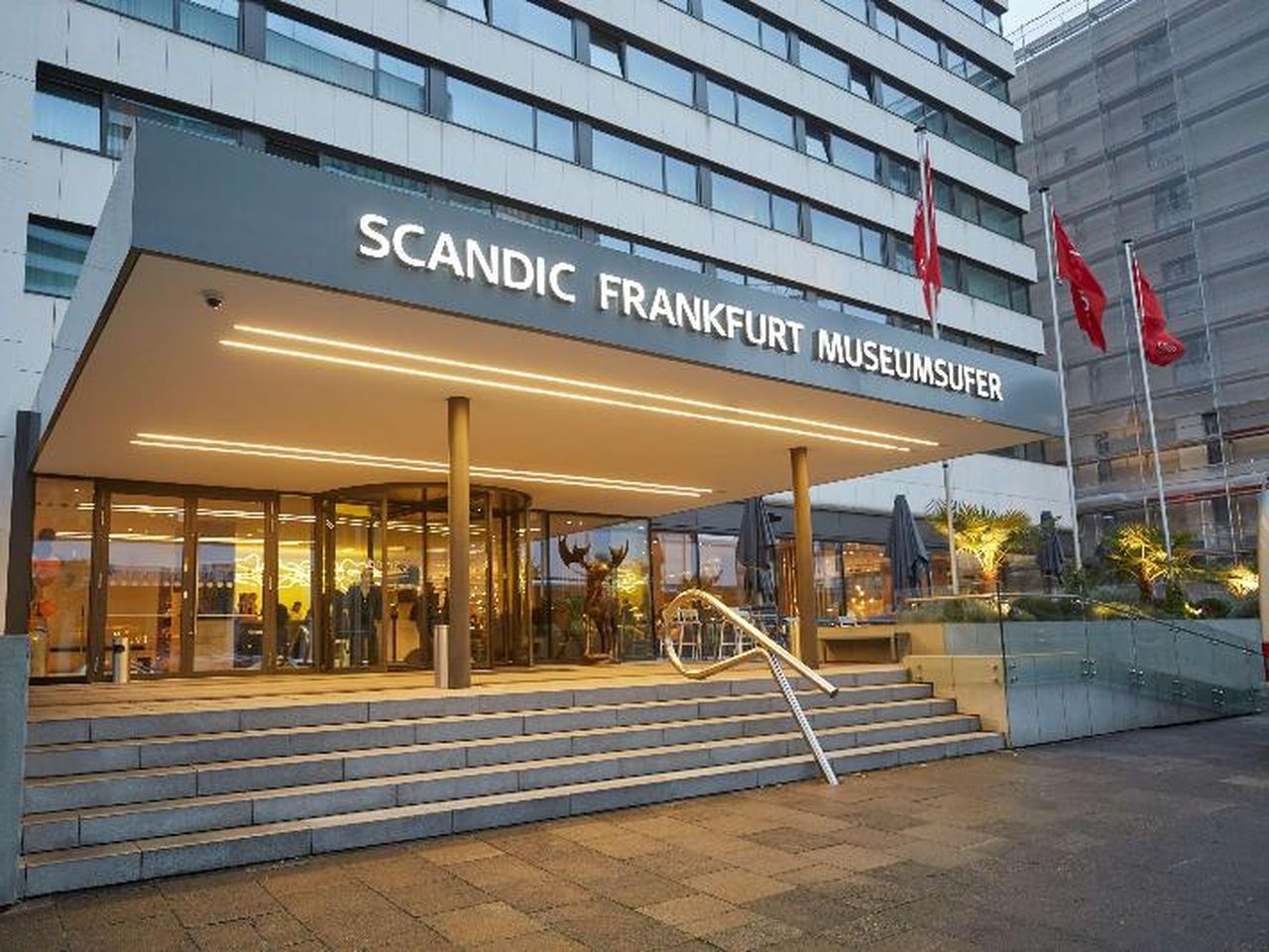 2 Tage Urlaub am Ufer des Mains in Frankfurt