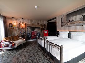 Automobile Museumstour mit Motorworld Region Stuttgart