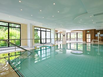 Karibische Wassertemperaturen - Therme plus Massage