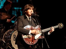 All you need is love - Das Beatles Musical in Berlin mit Ticket und Hotel