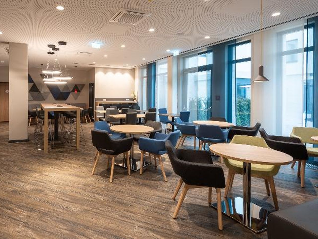 2 Tage mit Frühstück im Holiday Inn Express Munich