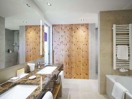 Thermenwelt im Schwarzwald - 4 Tage Erholung pur!