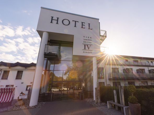 7 Nächte Zingst im Vier Jahreszeiten Hotel mit HP ab 385.- high quality