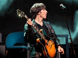 All you need is love - Das Beatles Musical in Berlin mit Ticket und Hotel