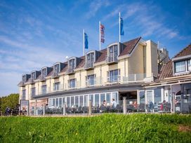 7 Tage Entspannung am Flussufer der Maas