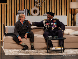 Der 50 Dollar Diktator mit Ticket und Hotel