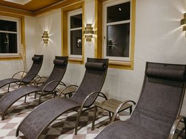 Silvester mit Galadinner & Live-Musik im Burgenland