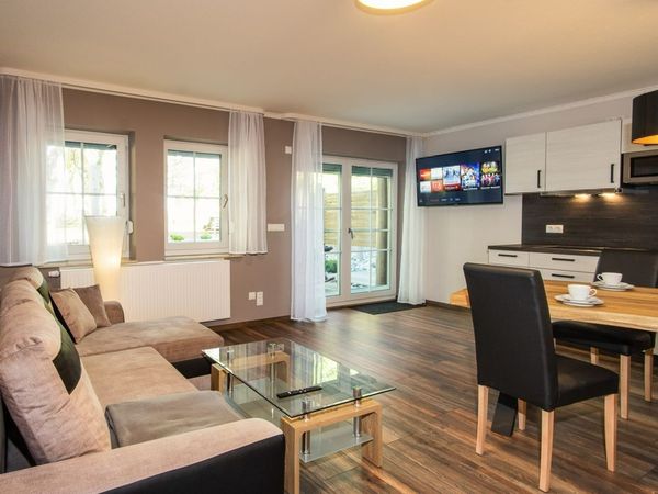 9 Tage Ostseeurlaub auf Rügen inkl. Saunahütte & Privatstrand in Lobbe (Rügen), Mecklenburg-Vorpommern