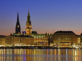 4 Tage im Hotel NH Hamburg Mitte mit Frühstück
