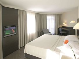 6 Tage mit Frühstück im NH Düsseldorf Königsallee