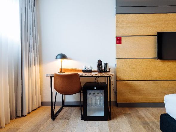 Leonardo Hotel Almere City Center