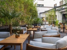 5 Tage nahe des Kaufhauses KaDeWe in Berlin