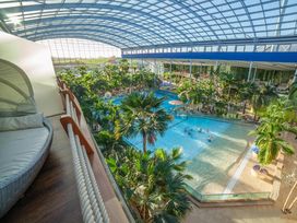 Erding Ahoi: 2 Tage die größte Therme der Welt pur!