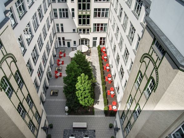Adina Apartment Hotel Berlin Checkpoint Charlie