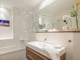 2 Tage Kurzurlaub mit Frühstück im DORMERO Hotel Coburg