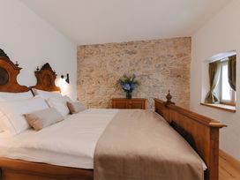 3 Tage - Wellness & Genuss für Zwei - Luxusmomente zwischen Weinbergen und Karst