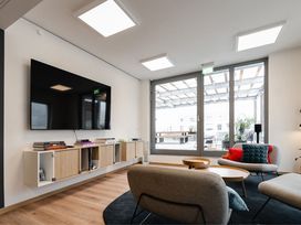 Shopping-Getaway: 2 Tage zwischen HerzoBase & Outlets