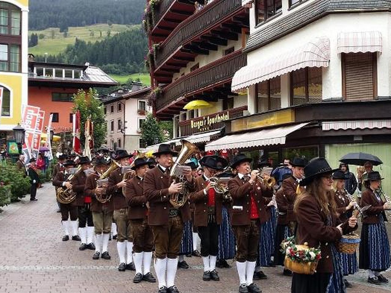 5 Tage im Berger's Sporthotel die Alpen genießen