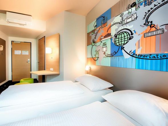 Doppelzimmer STANDARD mit zwei Einzelbetten