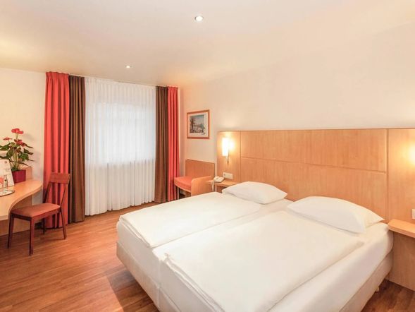 Doppelzimmer STANDARD mit Queensize Bett