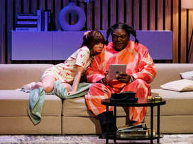 Der 50 Dollar Diktator mit Ticket und Hotel