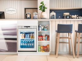 2 Tage Kurzurlaub mit Frühstück im Hampton by Hilton Kiel City Centre