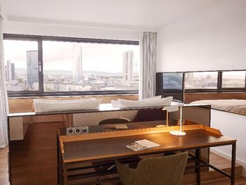 2 Tage Urlaub am Ufer des Mains in Frankfurt