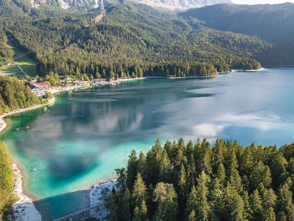 7 Tage Urlaub in den Alpen mit Einkehr in die Windbeutelalm in Garmisch-Partenkirchen, Bayern