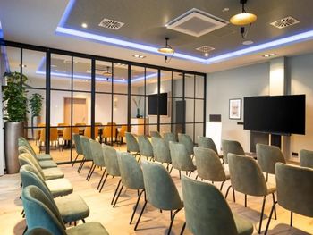 2 Tage mit Frühstück im Leonardo Hotel Hamburg Altona