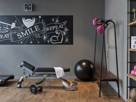 2 Tage Kurzurlaub mit Frühstück im MOXY Vienna Airport