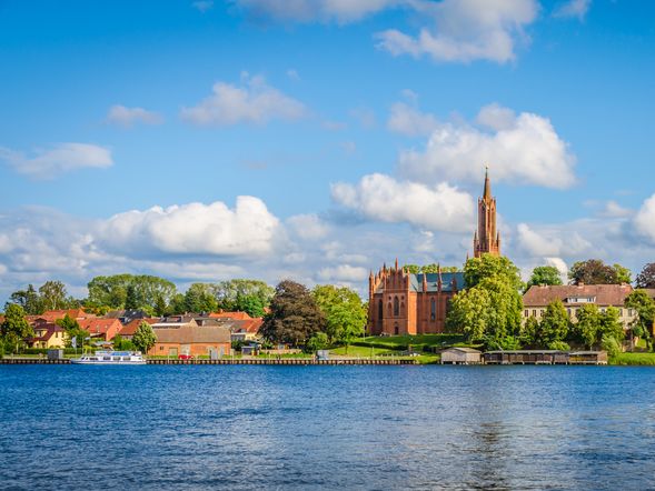 Mecklenburgische Seenplatte im Schlosshotel - 5 Tage Urlaub mit Frühstück