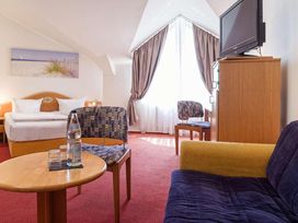 5 Tage in ruhiger Lage nahe Kiel mit Frühstück