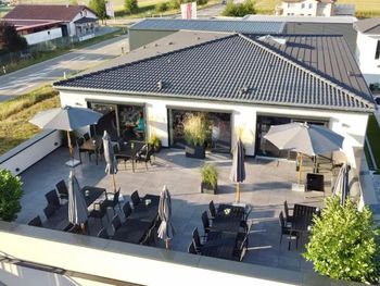 Bild 8 von 19