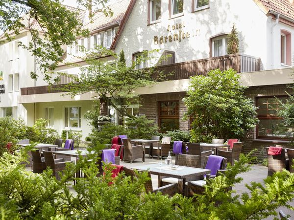 3 Tage Yoga an den Externsteinen Waldhotel Bärenstein in Horn-Bad Meinberg, Nordrhein-Westfalen inkl. Halbpension