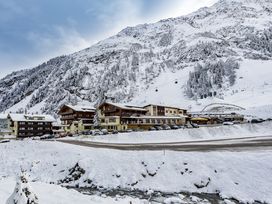 Ski-Urlaub am Fuße des Stubaier Gletschers - 3 Tage
