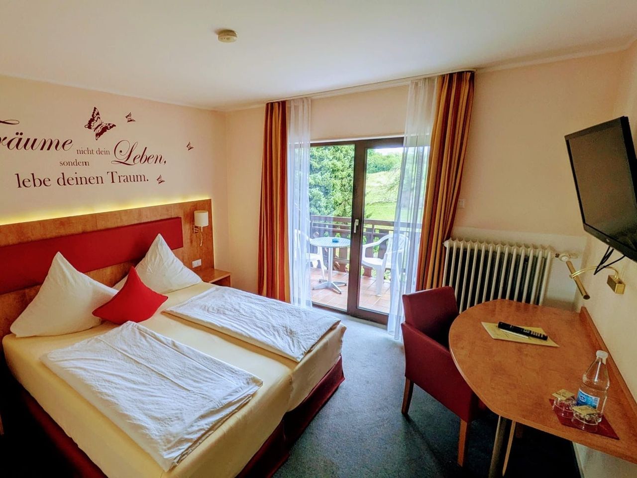 Standard Doppelzimmer mit Balkon