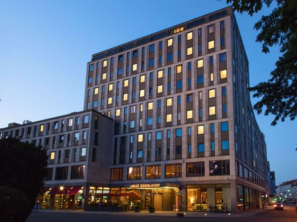 4 Tage Kurzurlaub mit Frühstück im Melia Düsseldorf, Nordrhein-Westfalen inkl. Frühstück