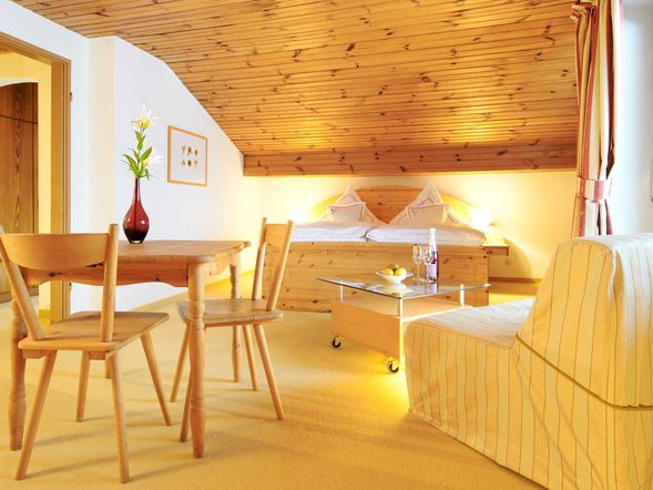 Doppelzimmer mit Balkon