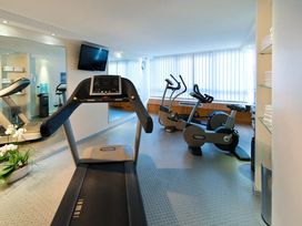 2 Tage Kurzurlaub mit Frühstück im Leonardo Hotel Koeln Bonn Airport
