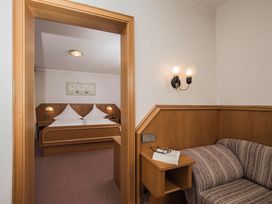 4 Tage im Kurhotel Unter den Linden mit HP