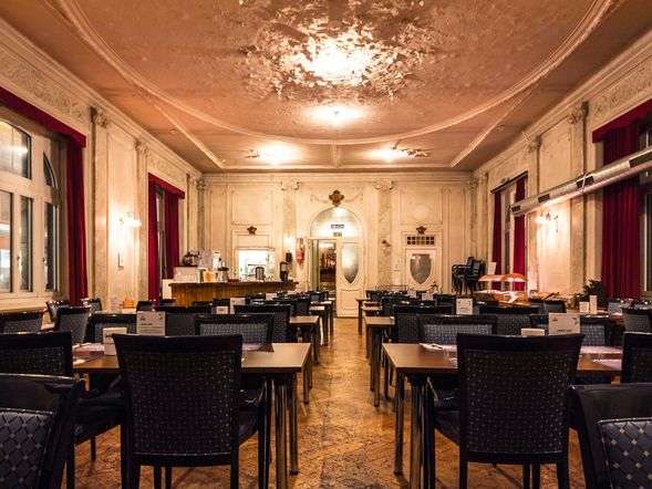 Hotel Montana