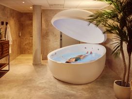2 Tage Kurzurlaub mit Frühstück im Van der Valk Palace Hotel Noordwijk