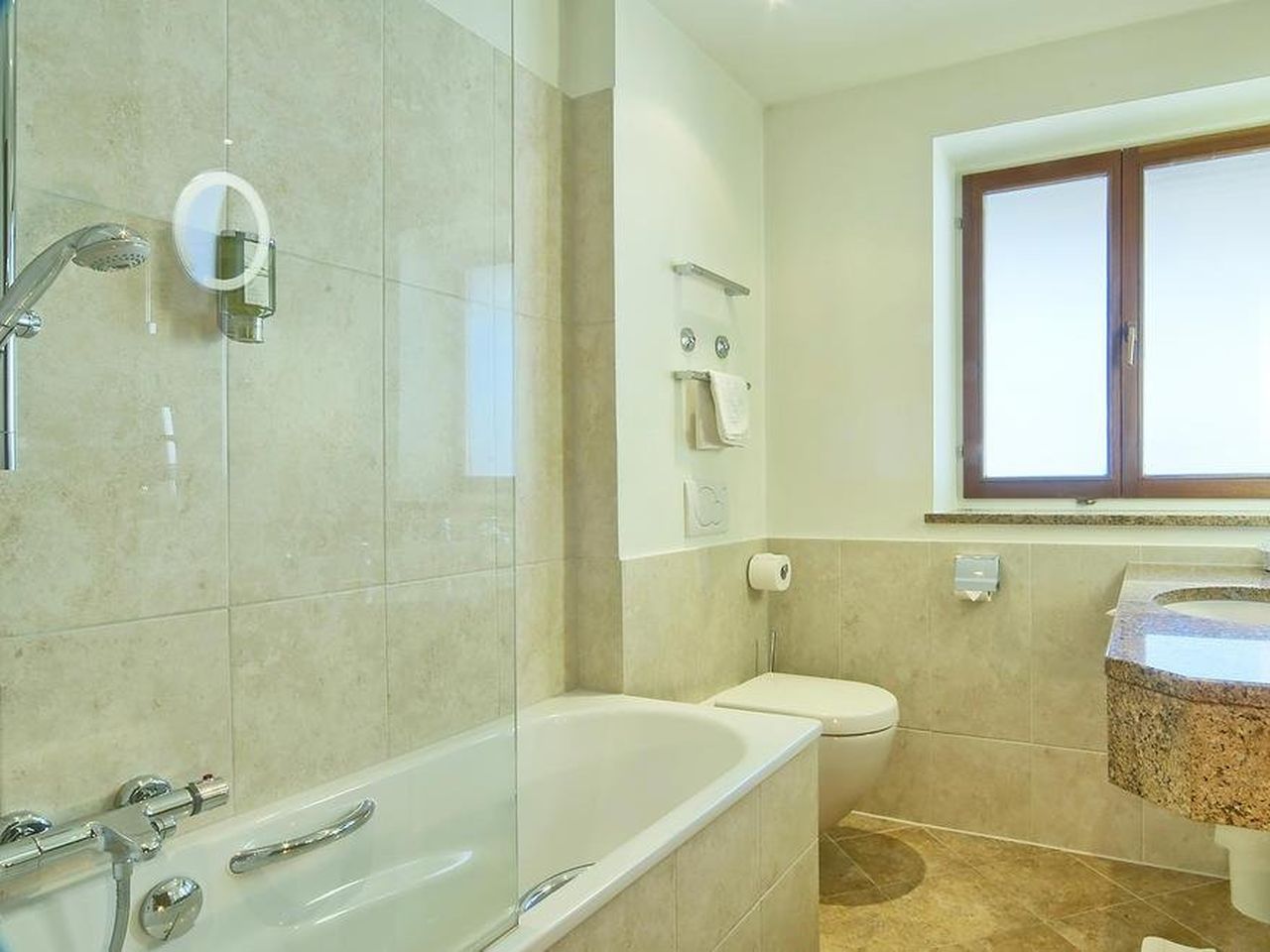 Alm- & Wellnesshotel Alpenhof