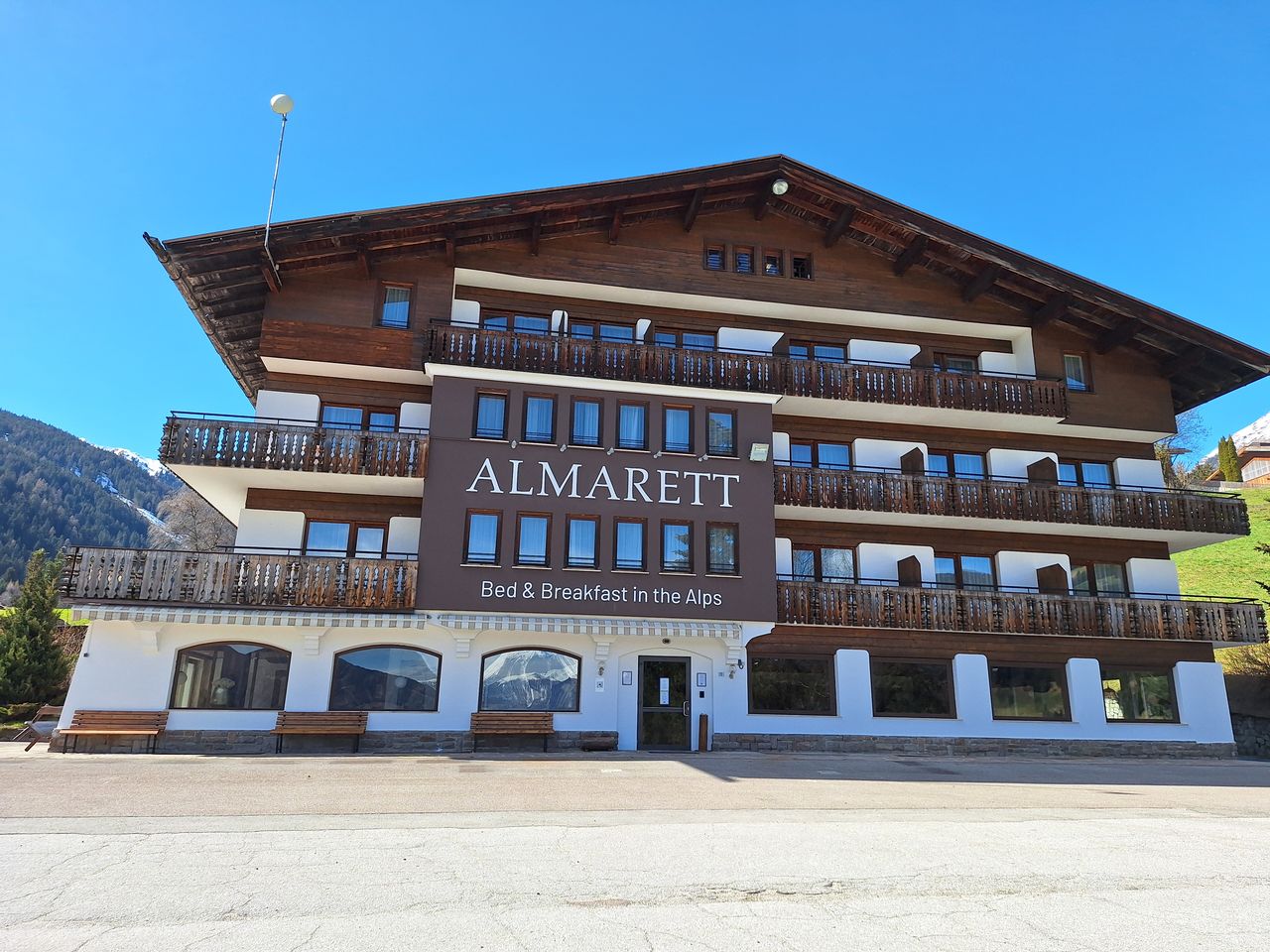 Südtiroler Bergidylle im Hotel Almarett erleben
